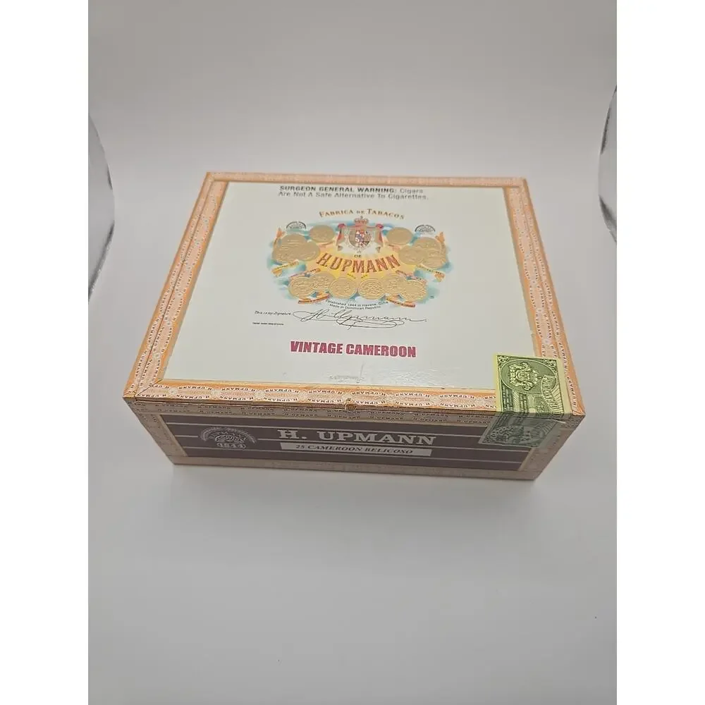 H UPMANN Wooden Cigar‎ Box empty